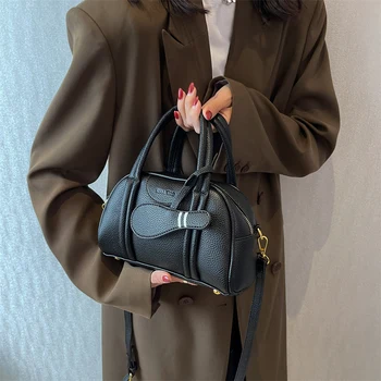 2022 Высококачественные кожаные сумки через плечо для женщин Симпатичные кошельки и сумки Дизайнерская сумка-мессенджер Бренд Ранец Новая сумка через плечо