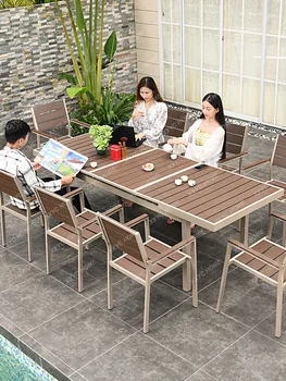  Открытый стол и стул Комбинация Внутренний двор Сад Телескопический пластиковый деревянный длинный стол Отдых на открытом воздухе