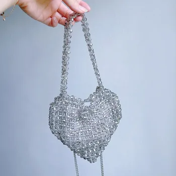 Серебряная маленькая вечерняя сумка в форме сердца Роскошный дизайн Женская акриловая сумка из бисера ручной работы Модная тенденция Сумка через плечо Женская
